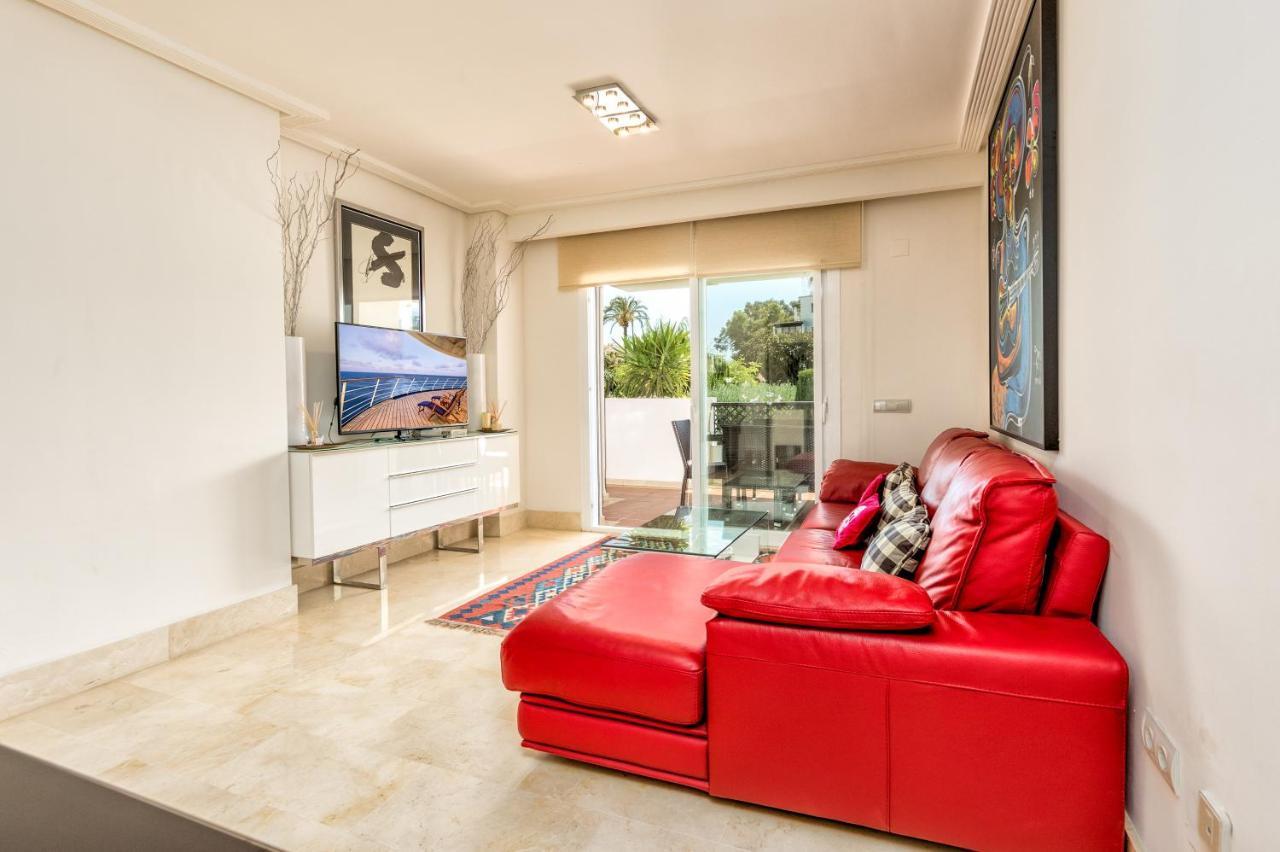 Appartamento 2 Bedroom With Pool In The Heart Of Puerto Banus