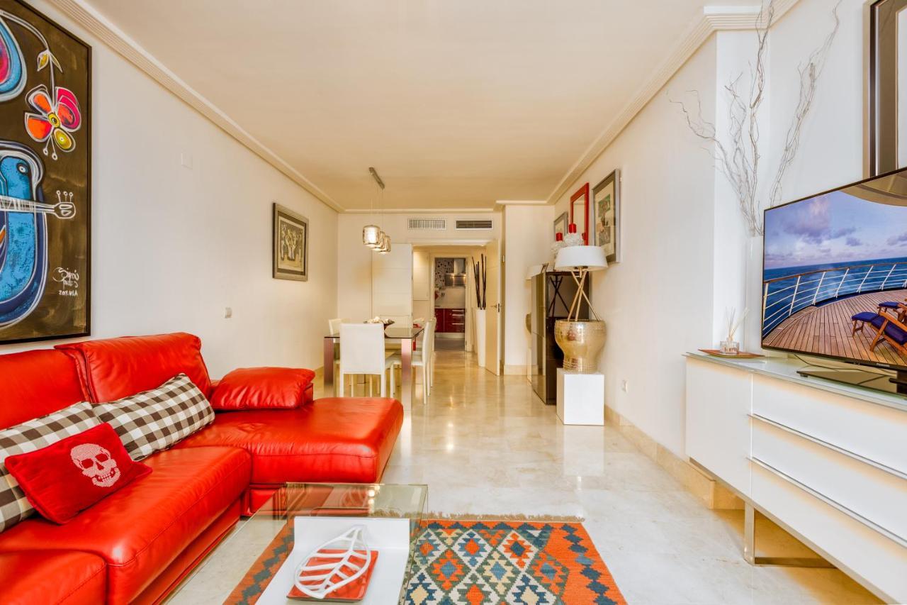 Appartamento 2 Bedroom With Pool In The Heart Of Puerto Banus *